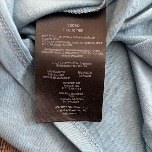 Volcom girls graphic t shirt - Picture 3 of 4